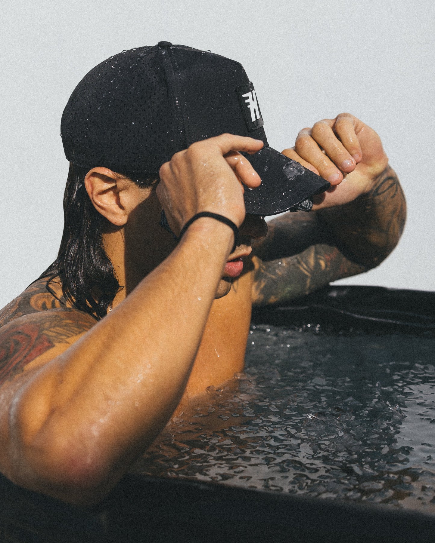 Huega House | Performance | Black