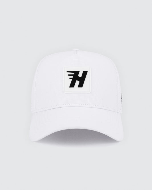 Huega House | Performance | White