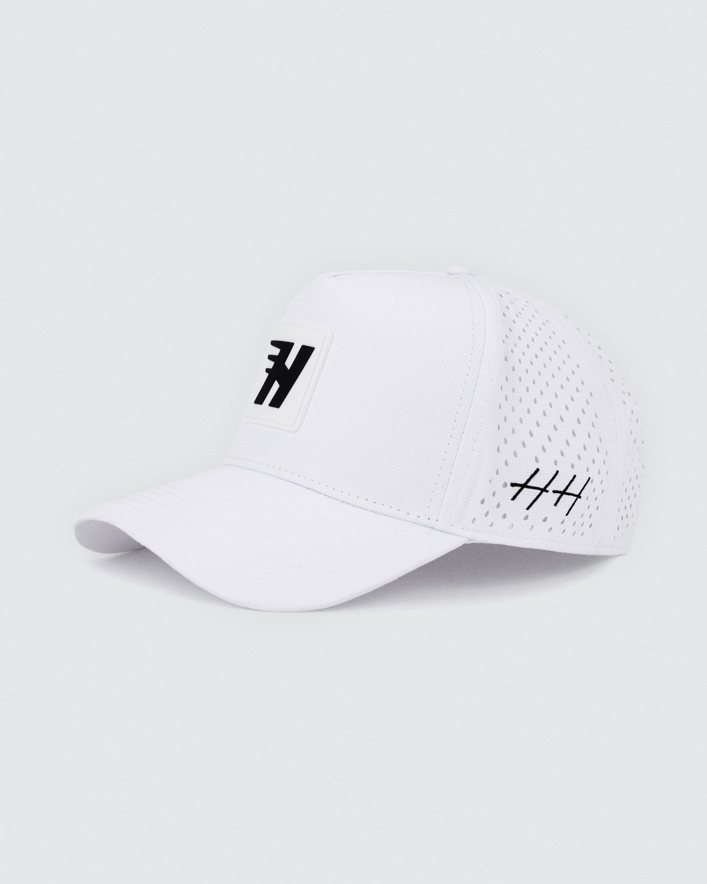 Huega House | Performance | White