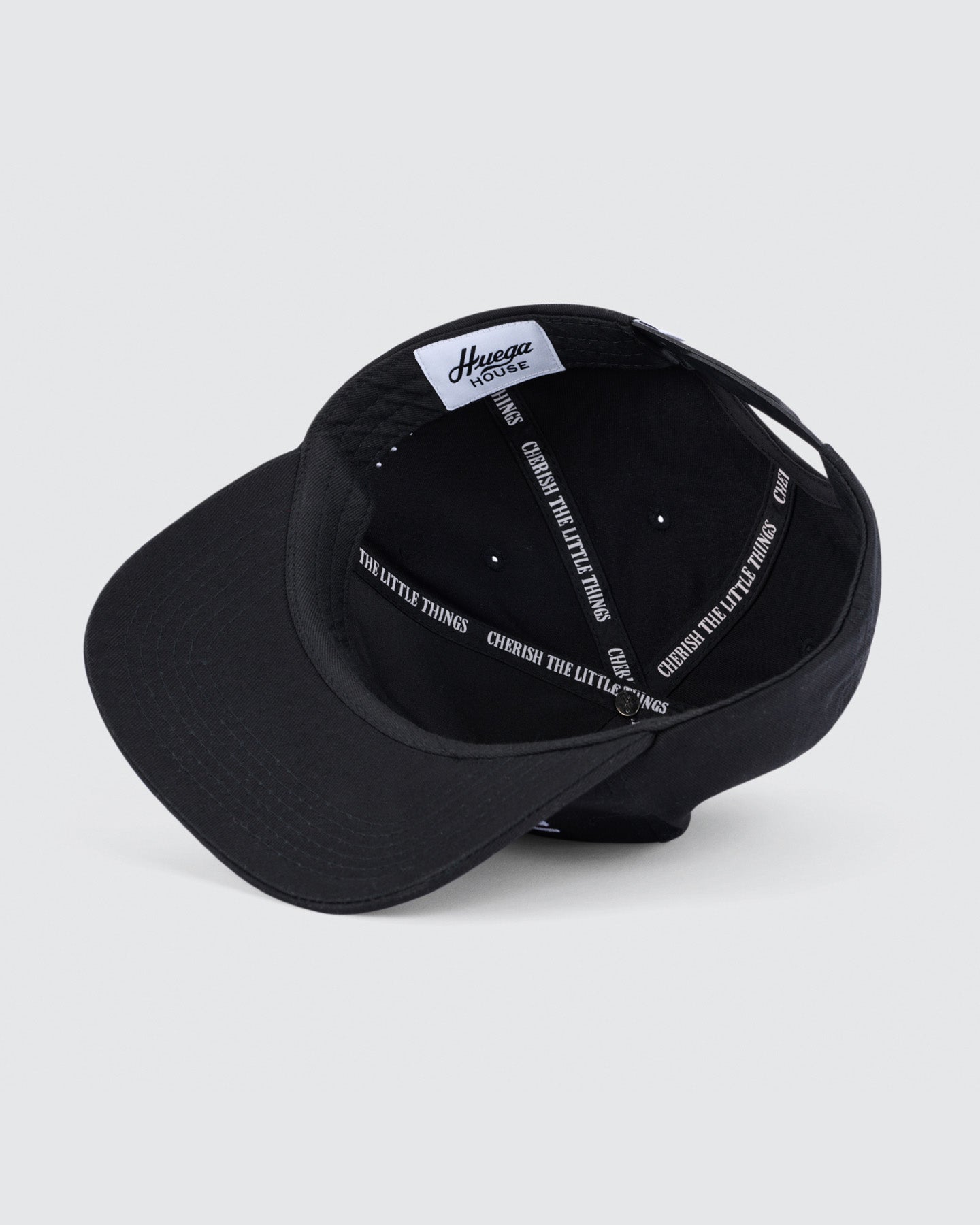 Huega House | Umage | Black Hat