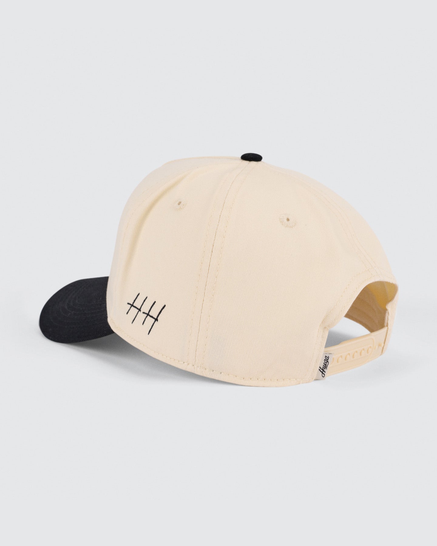 Huega House | Vintage Swan | Black & Natural Hat